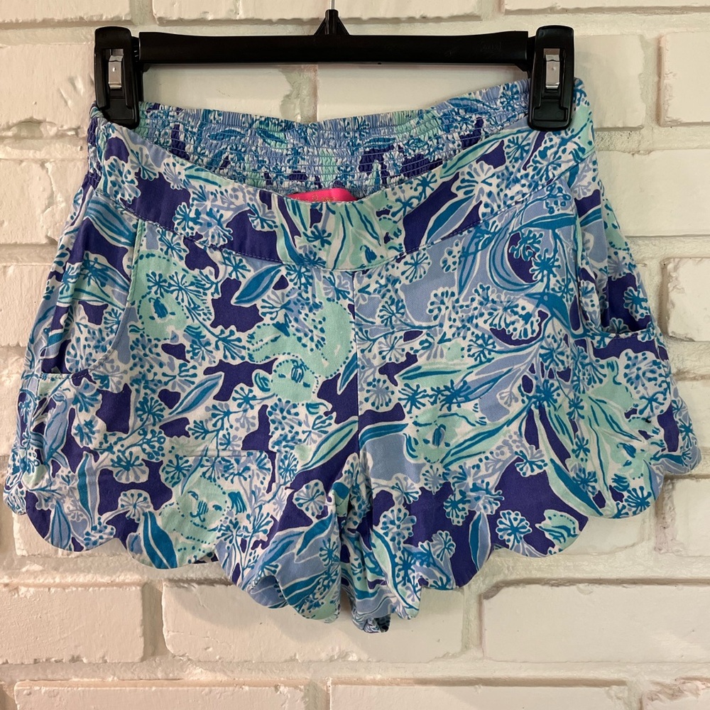 Lilly Pulitzer Blue and Green Floral High Waist Scalloped Shorts